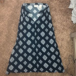 Extra long flowing blue tank top